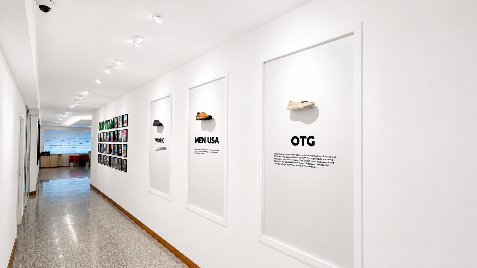 Góc trưng bày 3 chiếc giày